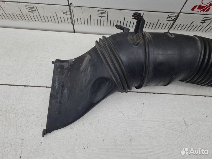 Патрубок воздушный Land Rover Range Rover L322