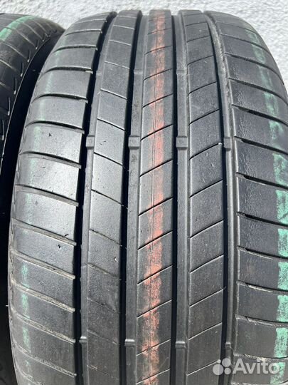 Bridgestone Turanza T005 225/50 R17