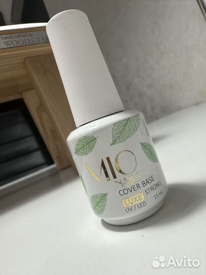 Гель лак для ногтей