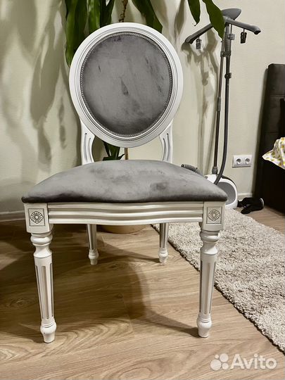 Стул медальон