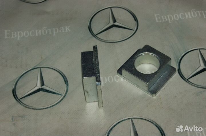 Втулка полурессоры. приварная квадратная