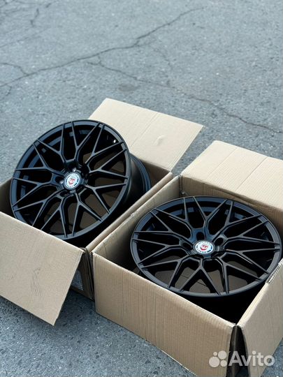 Диски R18 5x114,3 Vorsteiner VF110 черный матовый