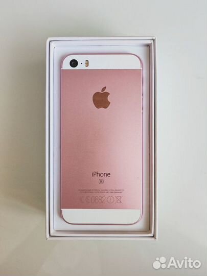 iPhone SE, 32 ГБ