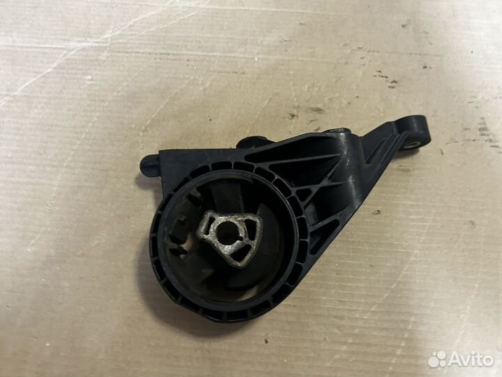 Опора двигателя передняя Опель Астра Astra J Круз