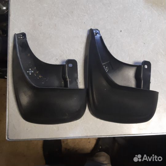 Брызговик Hyundai Elantra III 00-06 868412D000