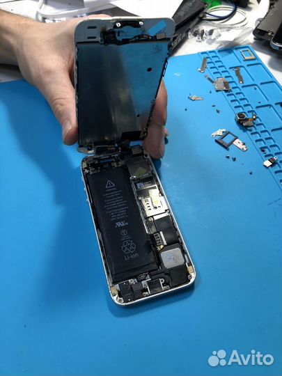 Ремонт iPhone и смартфонов на Android