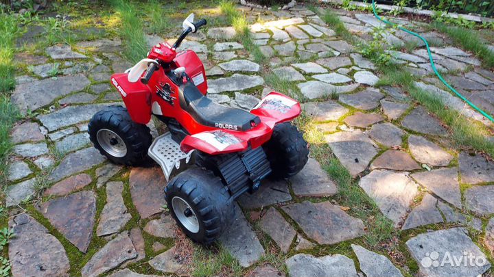 Квадроцикл Peg Perego Polaris