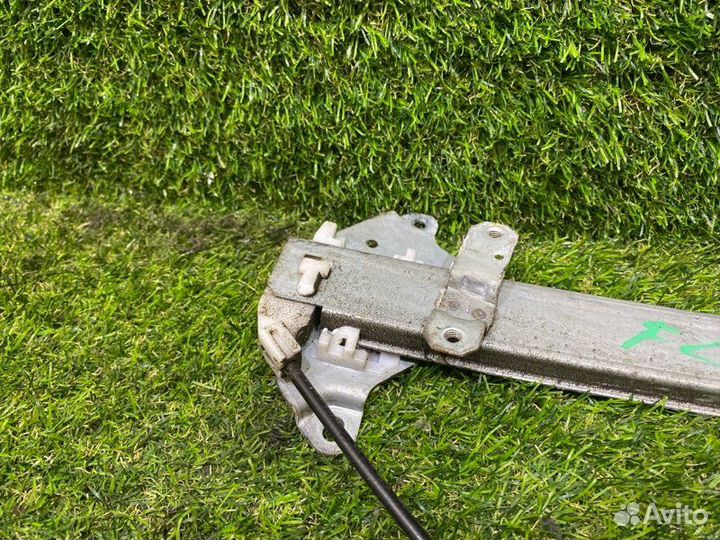 Стеклоподъемник передний левый Mitsubishi Airtrek