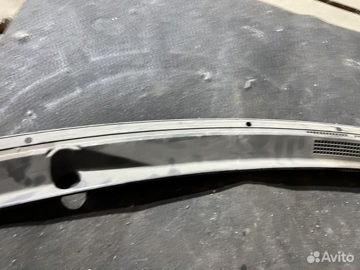 Жабо Mitsubishi Lancer X