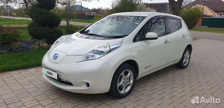 Nissan Leaf 109 л.с. AT, 2012, 88 360 км