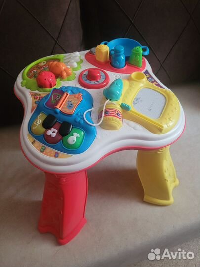 Развивающий стол chicco