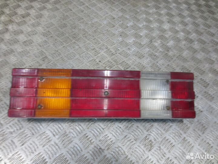 Фонарь задний Mercedes-Benz A0015406270