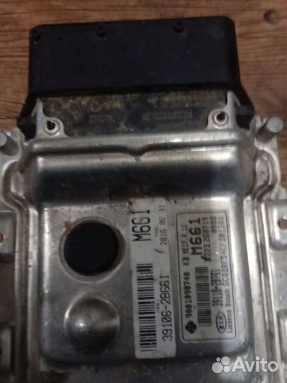 Блок управления двигателем Solaris.Rio 3