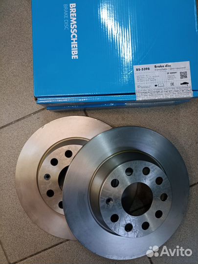 Диск тормозной задний Volkswagen Golf 6