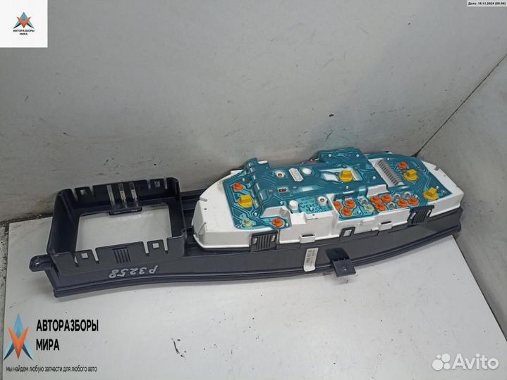 Щиток приборов (приборная панель) Opel Omega