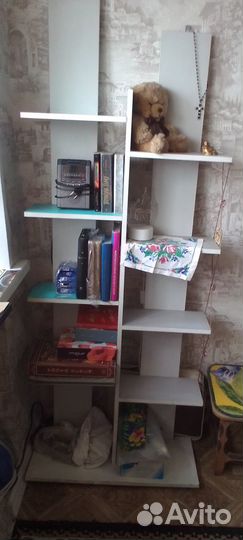 Книжные полки