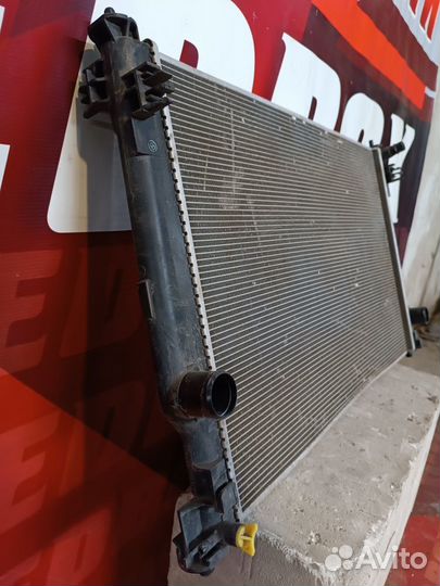 Радиатор охлаждения Toyota Rav4 XA50 1220500230