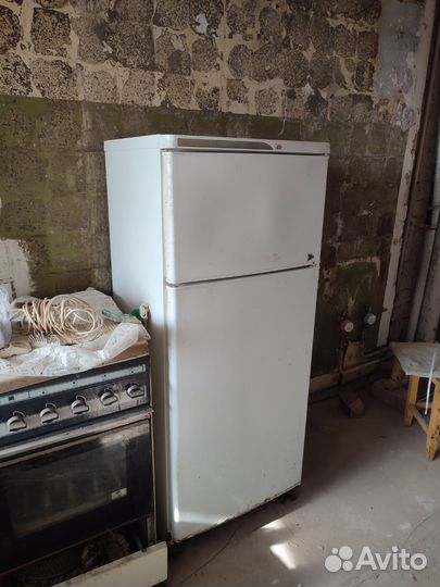 Холодильник бу