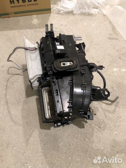 Печка на Toyota Corolla E180 в сборе (б/у, оригина