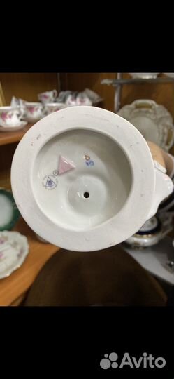 Фарфоровая статуэтка Royal dux Чехия