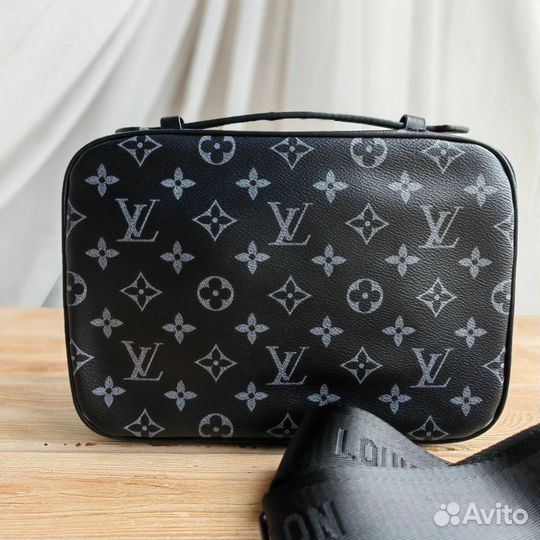 Сумка мессенджер мужская LV Pochette 25x18
