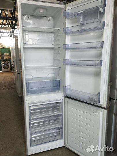 Холодильник бу Beko