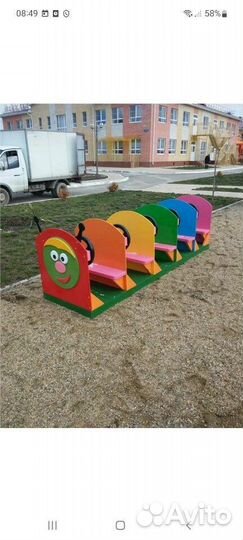 Гусеница для детской площадки