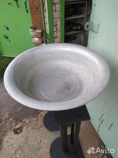Алюминиевый таз