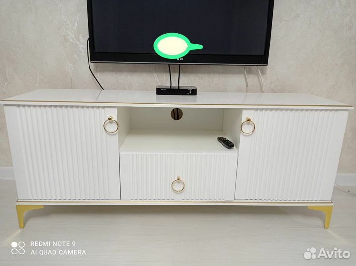 Тумба под телевизор