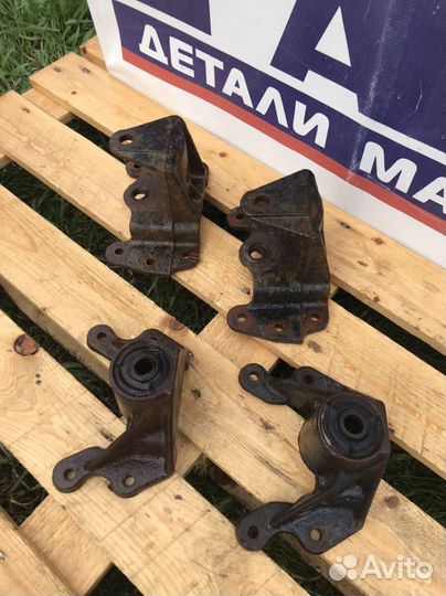 Передние/задние кронштейны рессор газель 3302