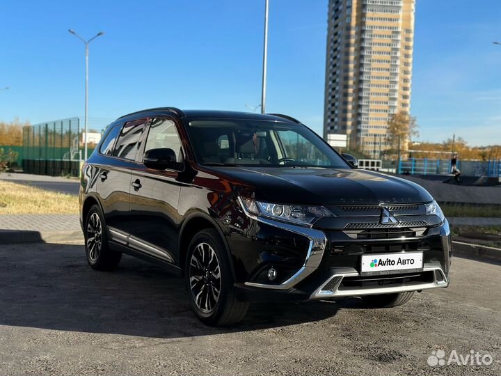 Mitsubishi Outlander 2.0 CVT, 2022, 106 800 км