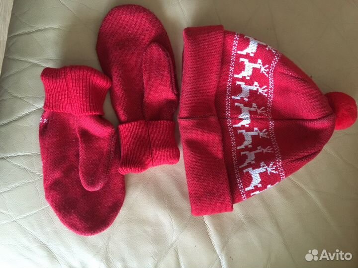 Комплект шапка, варежки