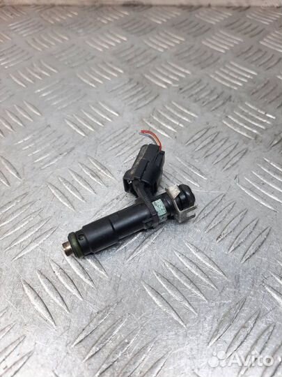 Форсунка Skoda Fabia хэтчбэк 5 дв. 1.2 BMD 2006