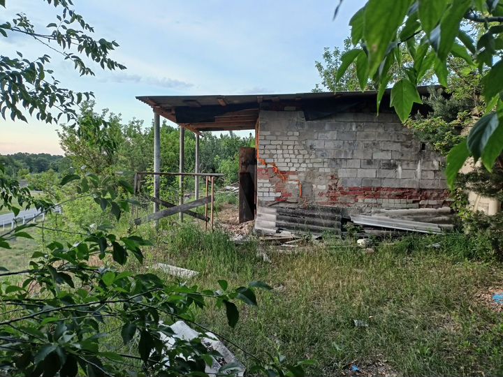 Гараж, > 30 м²