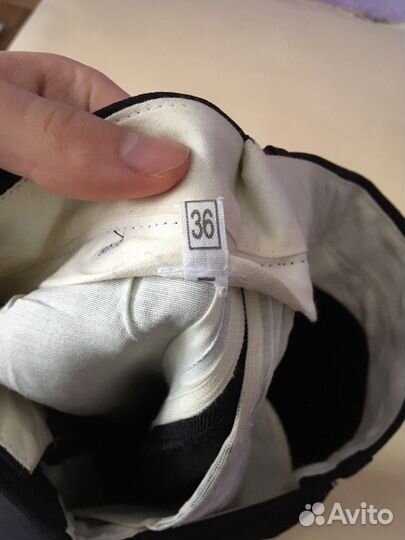 Чёрные брюки