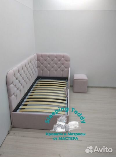 Детская кровать с мягкими бортиками