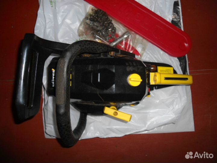 Бензопила Huter BS-40 рабочая