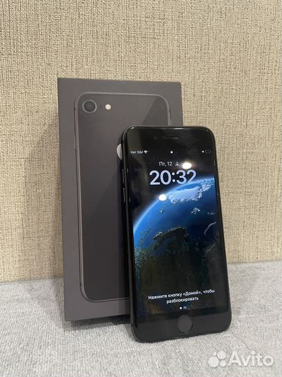 iPhone 8, 64 ГБ