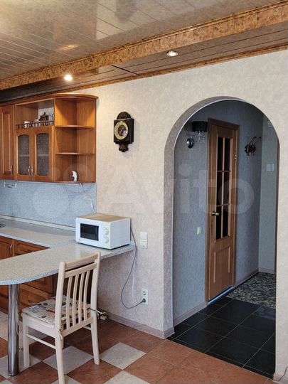 3-к. квартира, 92 м², 6/9 эт.