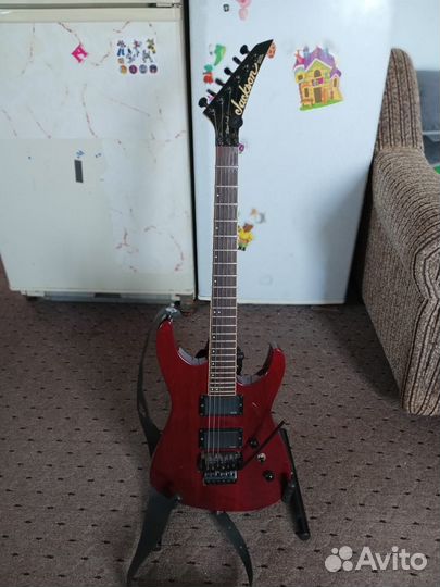 Электрогитара