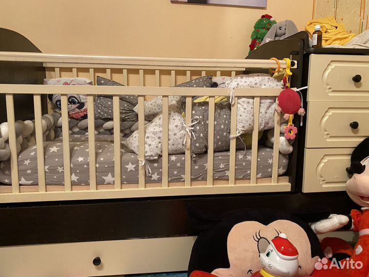 Продается кроватка