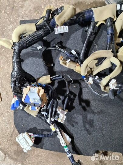 Проводка салона Nissan Juke F15 1.6 DDT 2011