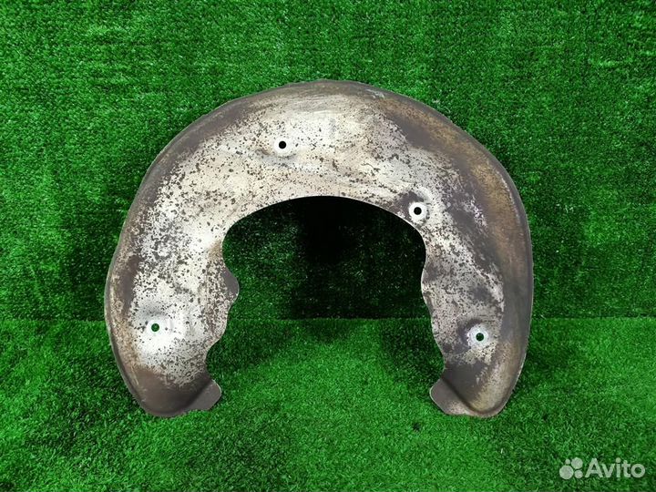 Кожух переднего тормозного диска левый Audi A4 (8