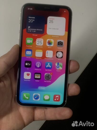 iPhone 11, 64 ГБ