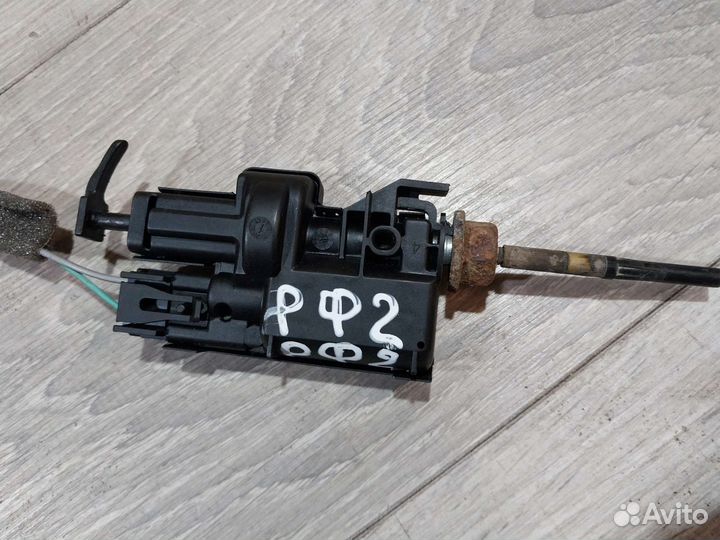 Активатор доводчик бензобака Renault Fluence