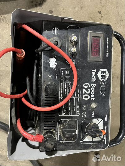 Пускозарядное устройство 12 24