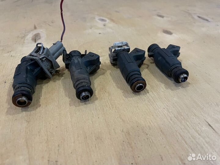 Опель корса ц топливная форсунка 1.2 z12xe