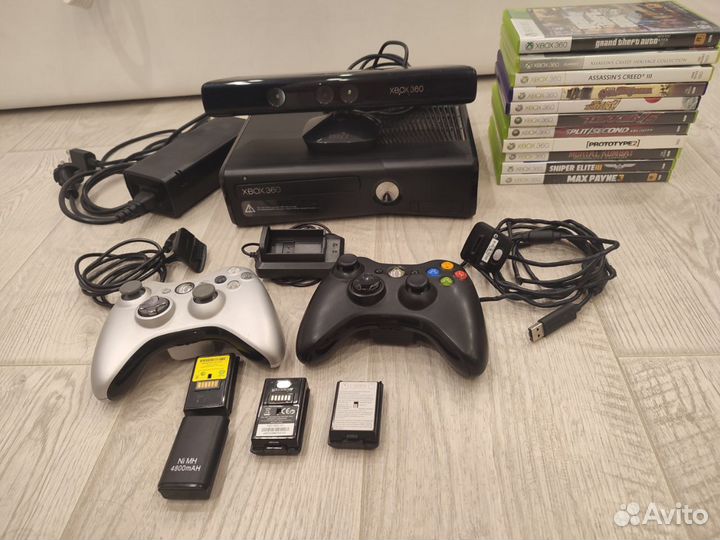 Xbox 360 (лицензия) + Kinect + игры
