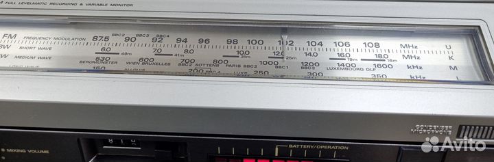 Hitachi trk-8270E-отличное состояние 220 вольт