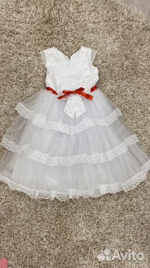 Нарядное платье для девочки